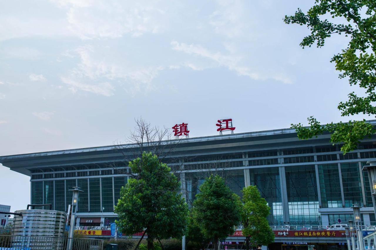 Metropolo, Zhenjiang, Railway Station Wanda Plaza Hotel Zhenjiang  Eksteriør billede