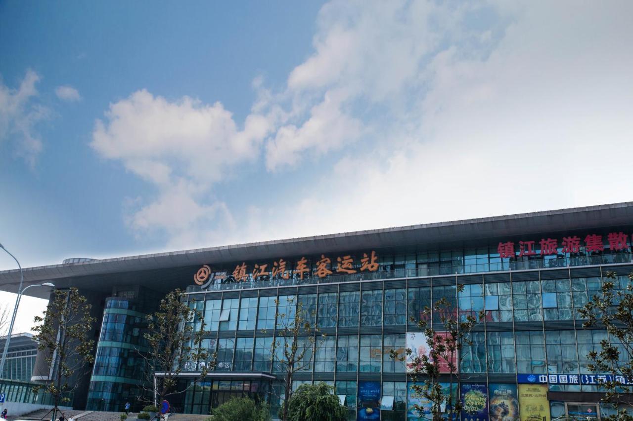 Metropolo, Zhenjiang, Railway Station Wanda Plaza Hotel Zhenjiang  Eksteriør billede